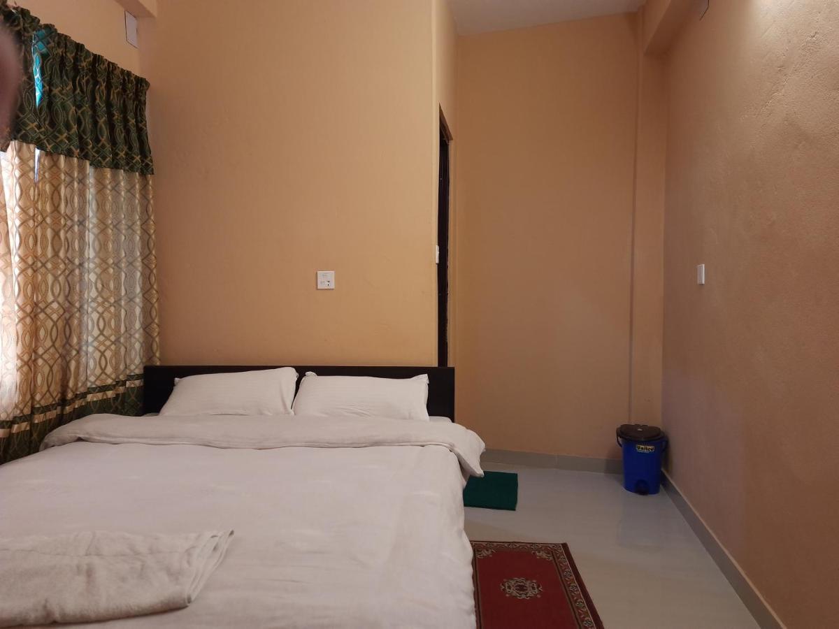 Hotel Eagle Zone Pokhara Eksteriør bilde